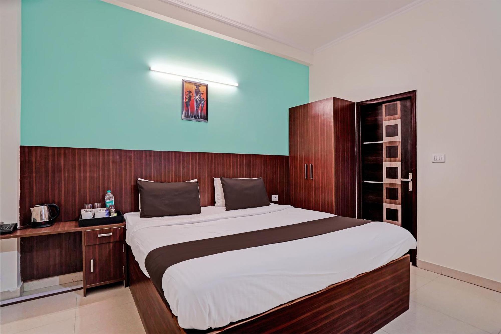 Hotel O Golden Imperial Greater Noida Ngoại thất bức ảnh