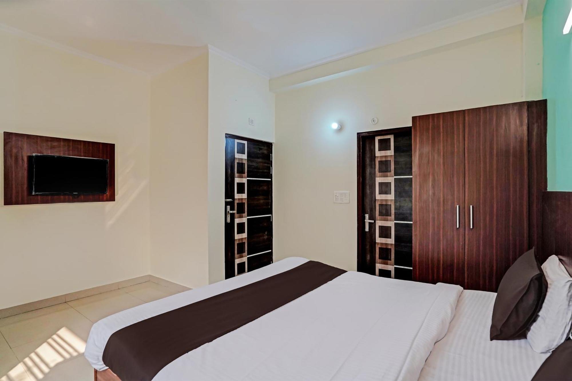 Hotel O Golden Imperial Greater Noida Ngoại thất bức ảnh