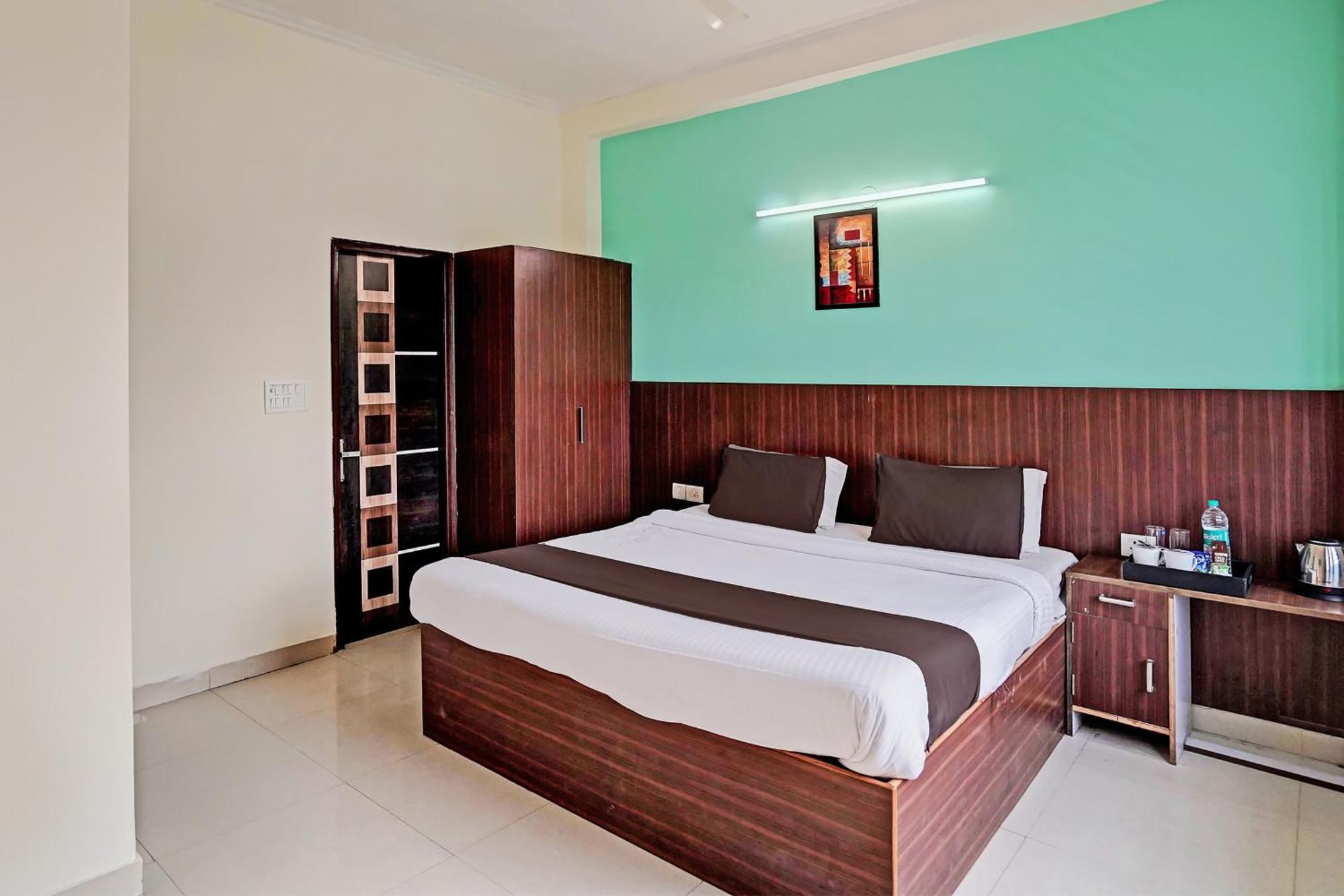 Hotel O Golden Imperial Greater Noida Ngoại thất bức ảnh